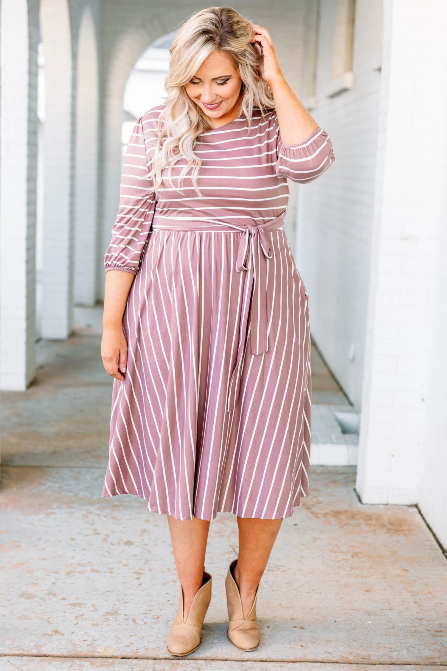 Holding Hands On The Boardwalk Dress, Mauve 2 Holding Hands On The Boardwalk Dress, Mauve - Image 2