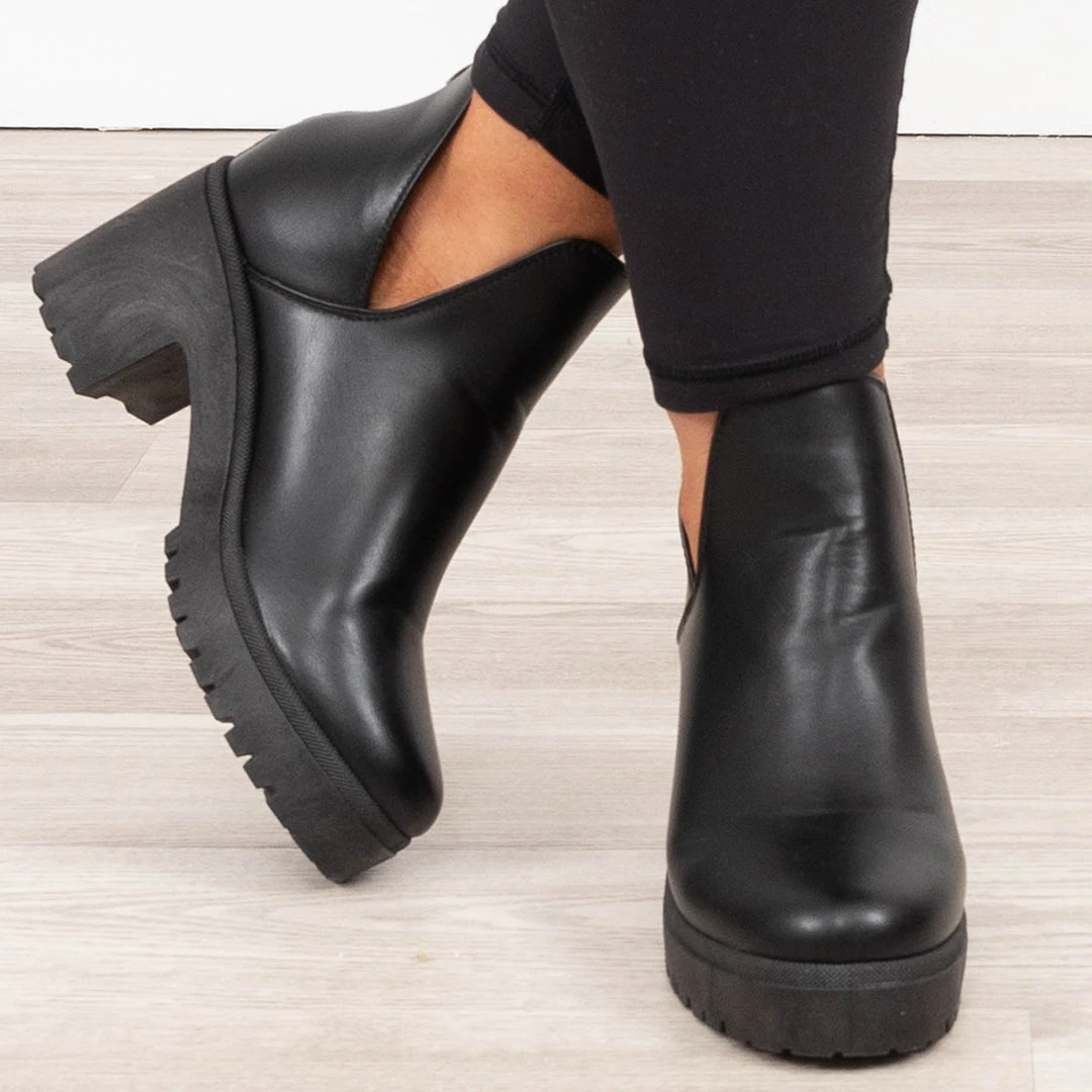 Big Steps Booties, Black 6 Big Steps Booties, Black - Image 6