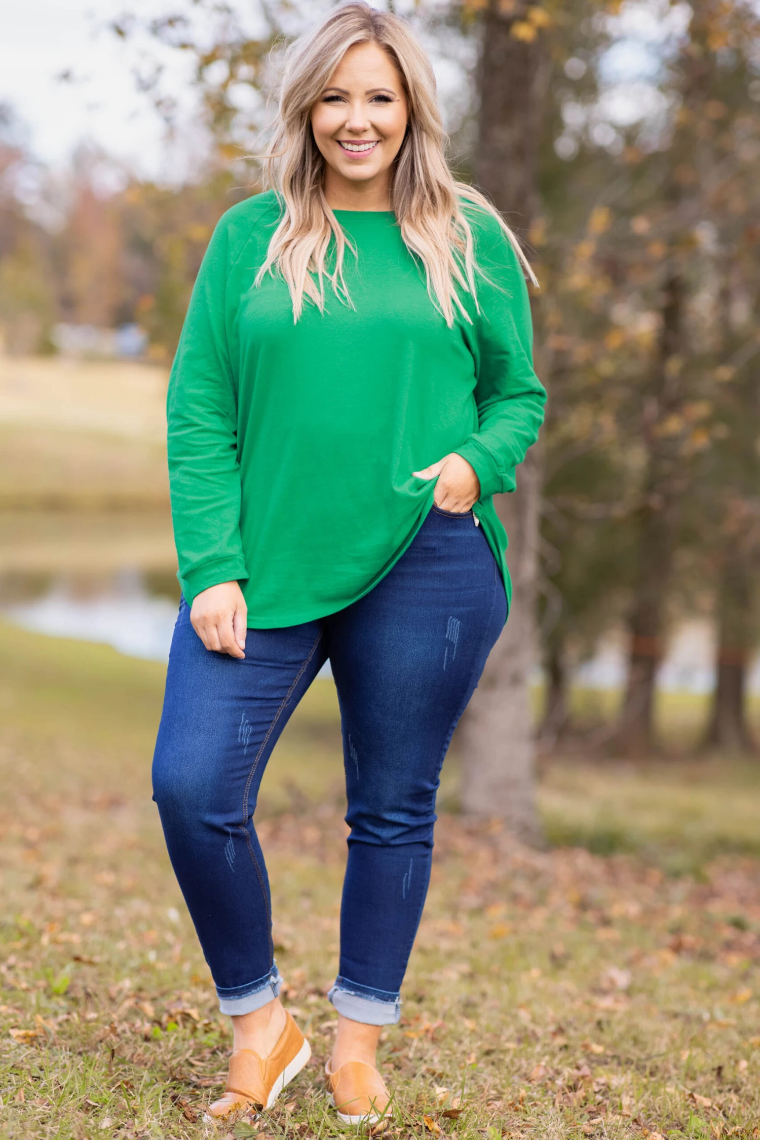 Curved Hem Slouchy Dolman Tunic, Kelly Green 5 Curved Hem Slouchy Dolman Tunic, Kelly Green - Image 5