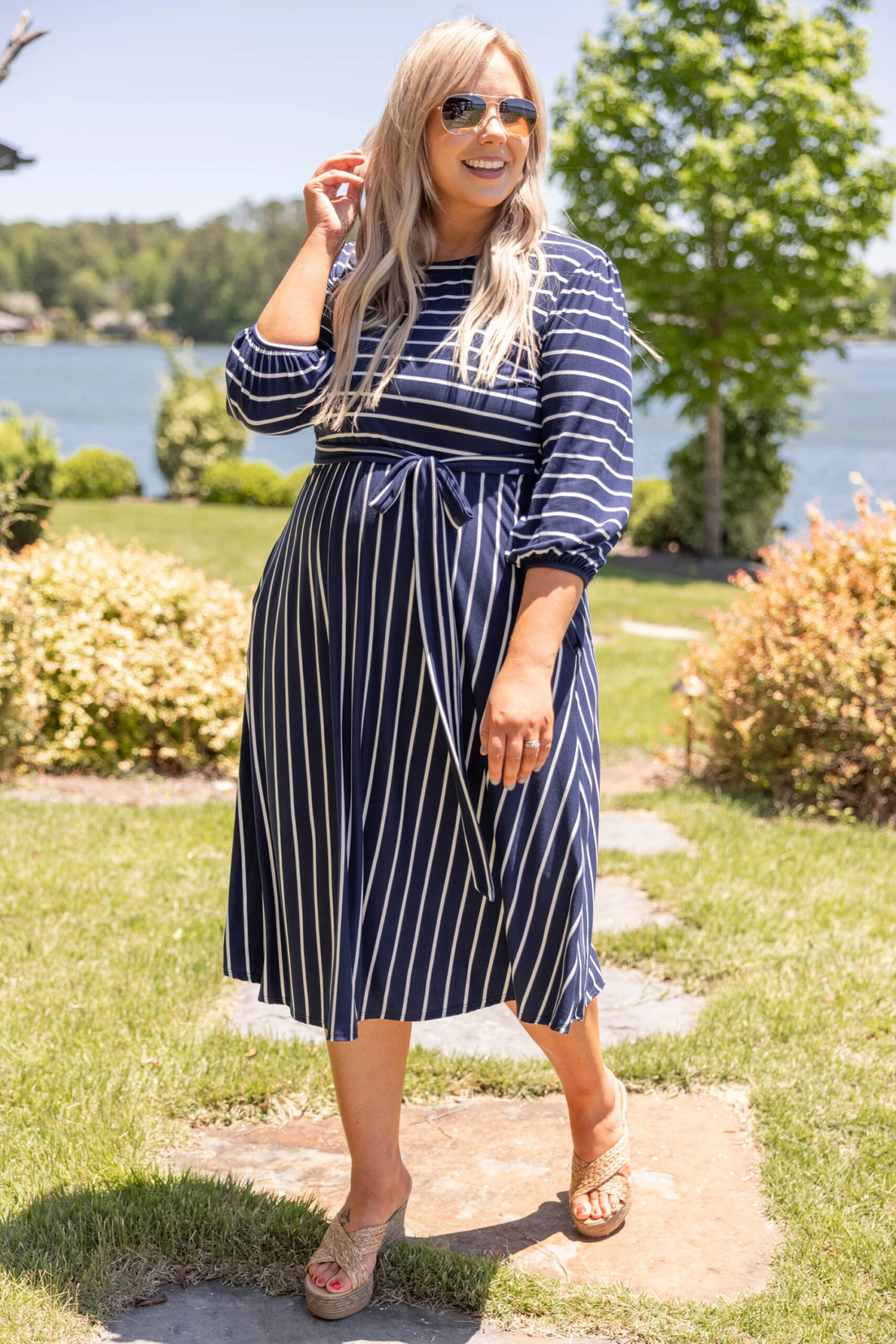Holding Hands On The Boardwalk Dress, Navy 3 Holding Hands On The Boardwalk Dress, Navy - Image 3
