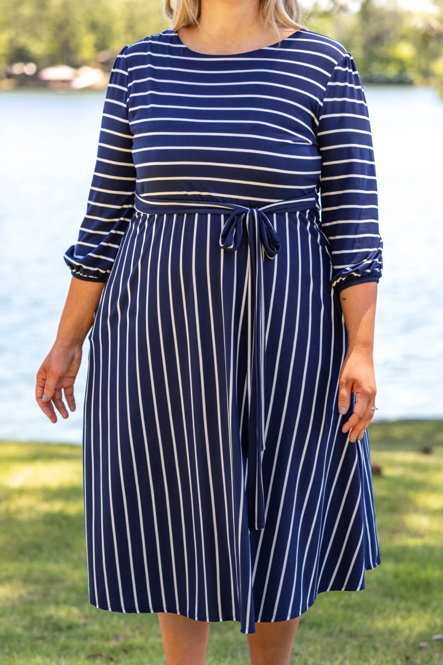 Holding Hands On The Boardwalk Dress, Navy 4 Holding Hands On The Boardwalk Dress, Navy - Image 4