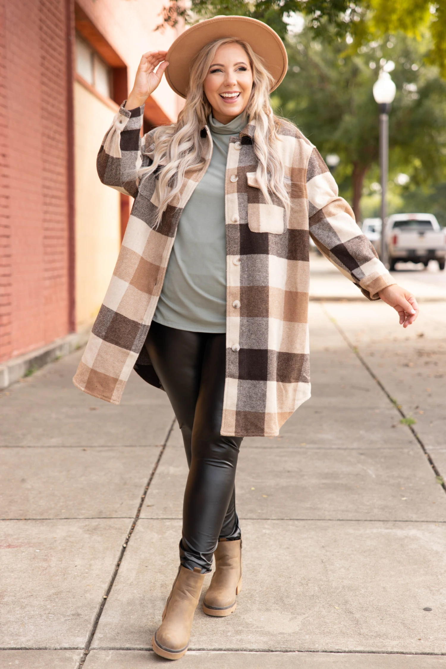 At The Ritz Coat, Camel 3 At The Ritz Coat, Camel - Image 3