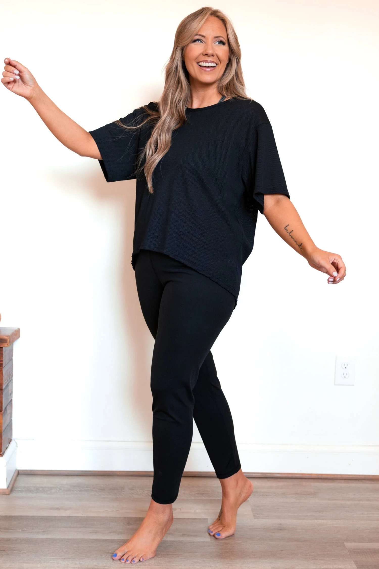 Adore Me Active Top, Black 3 Adore Me Active Top, Black - Image 3