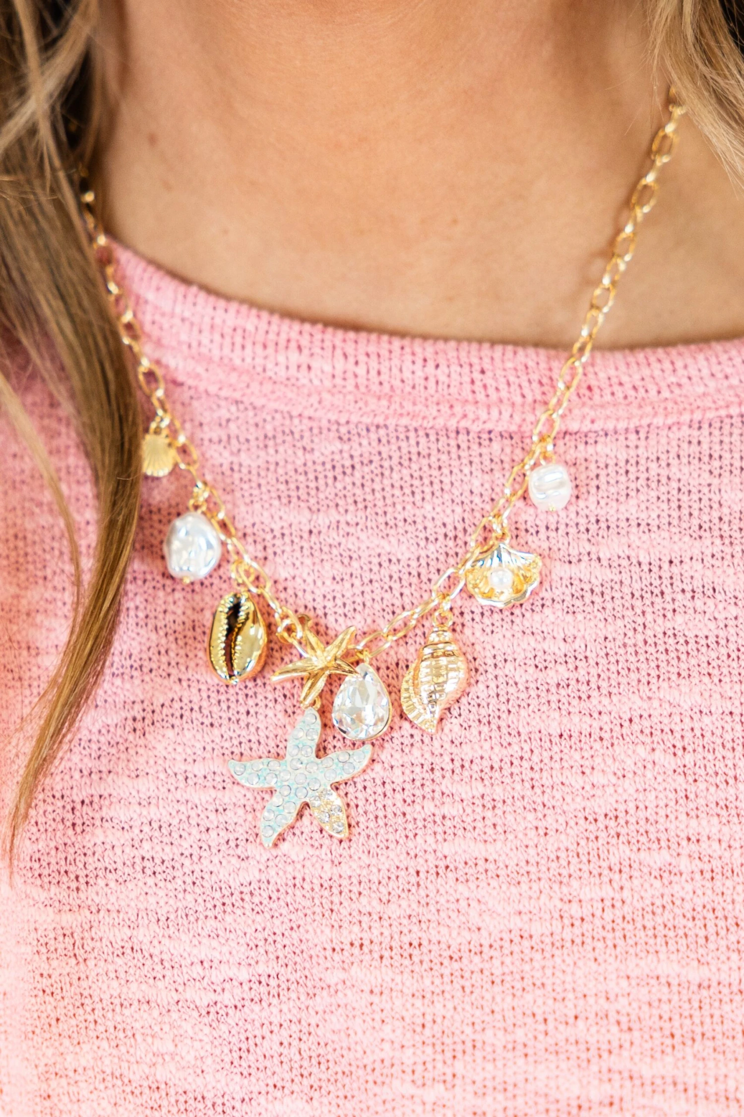 Beneath The Tides Necklace, Gold 1 Beneath The Tides Necklace, Gold