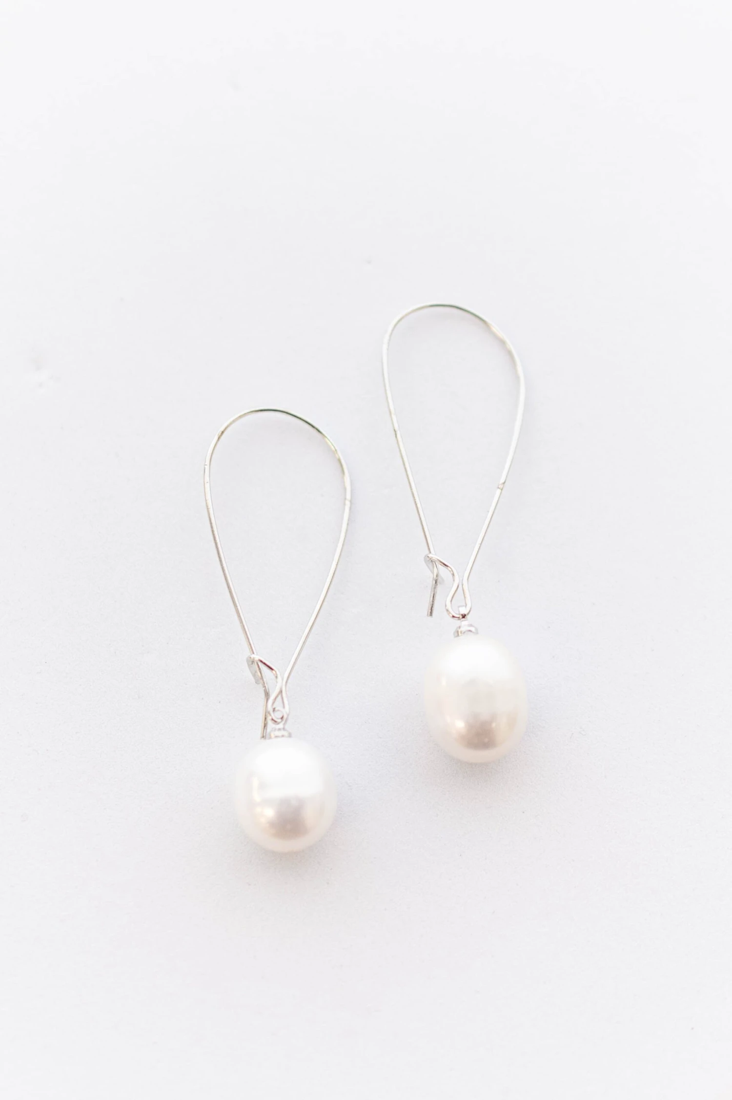 Classic Girly Earrings, Freshwater 3 Classic Girly Earrings, Freshwater - Image 3