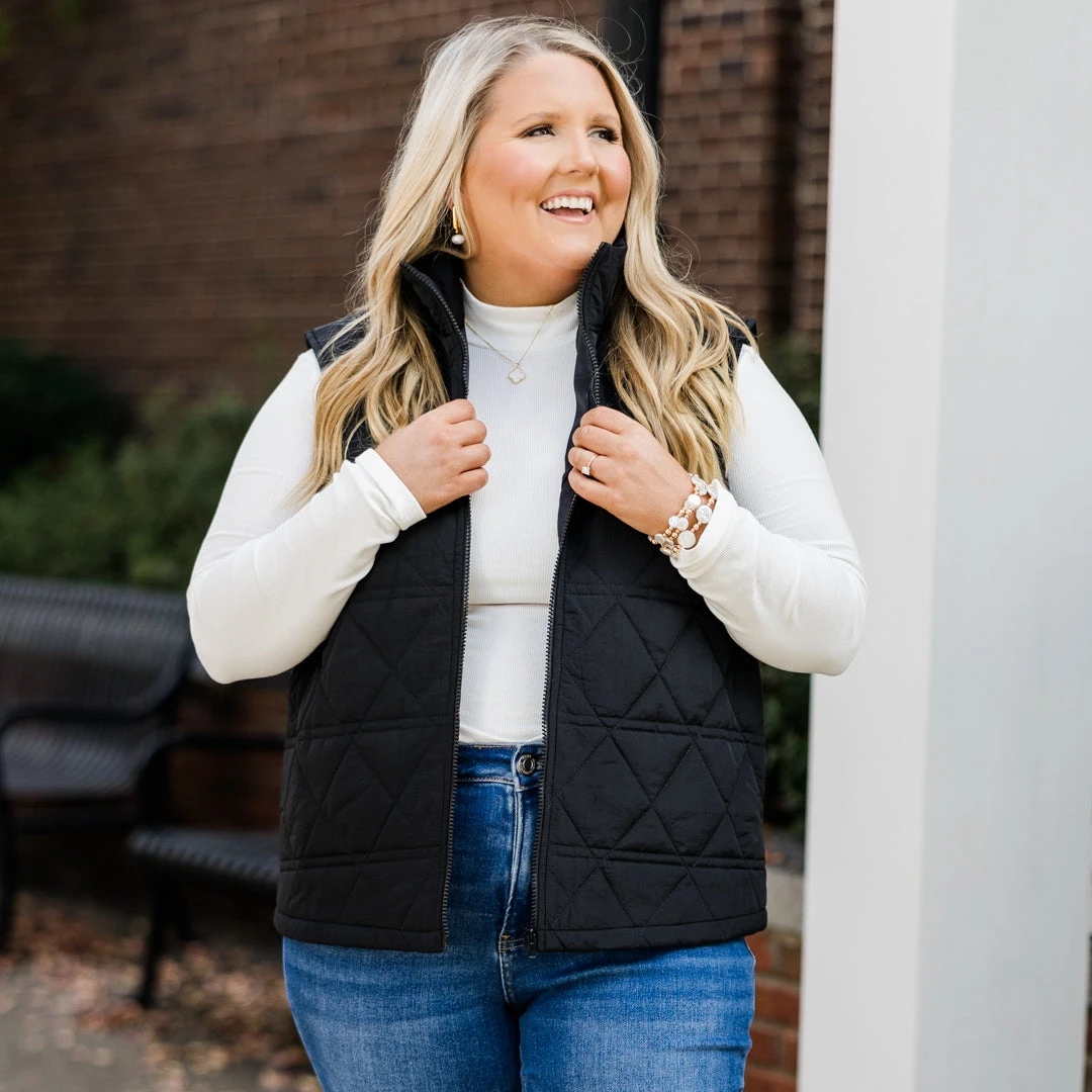 Comfort Cutie Vest, Black 1 Comfort Cutie Vest, Black