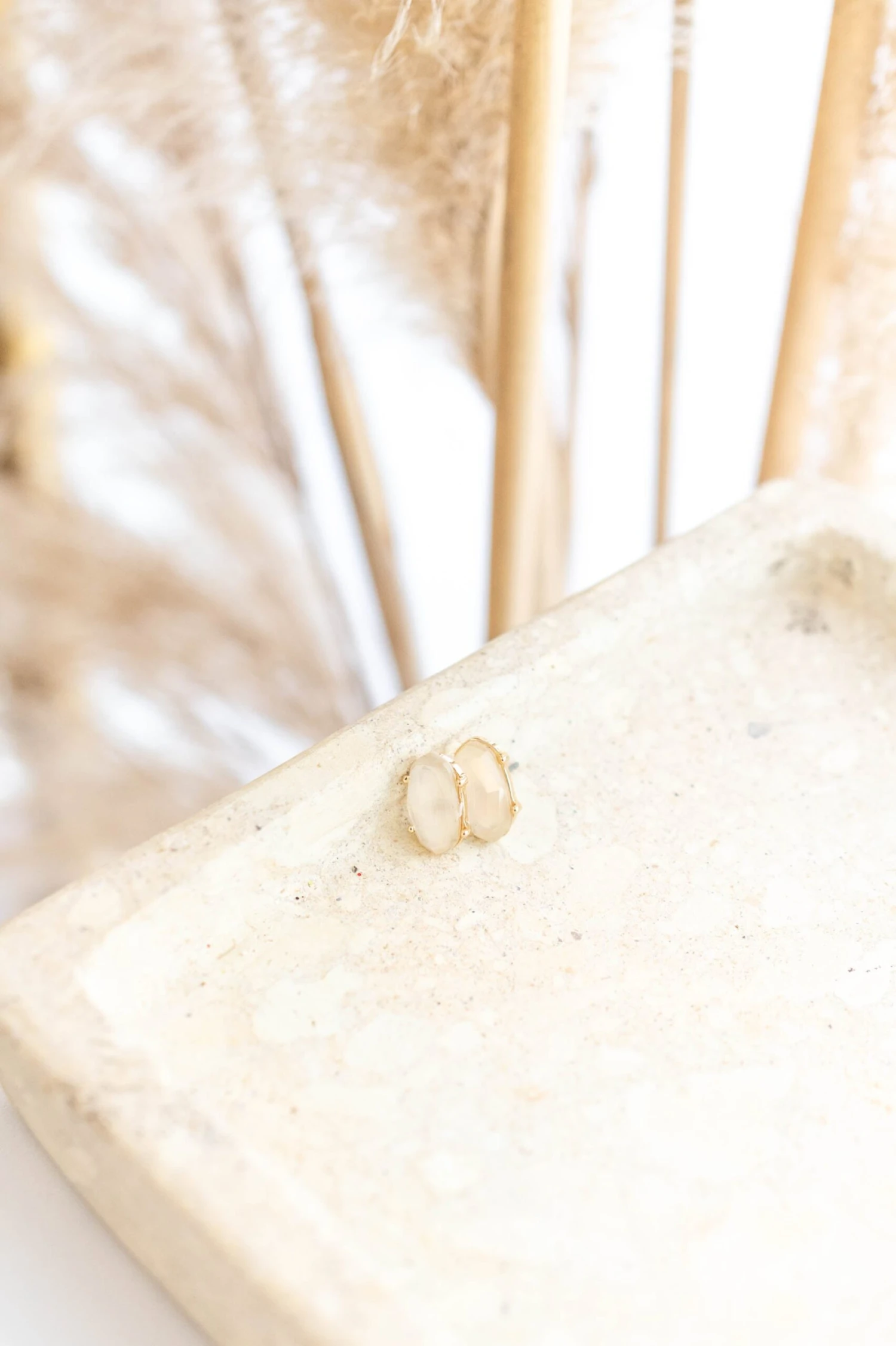 Crystalline Beauty Earrings, White 2 Crystalline Beauty Earrings, White - Image 2