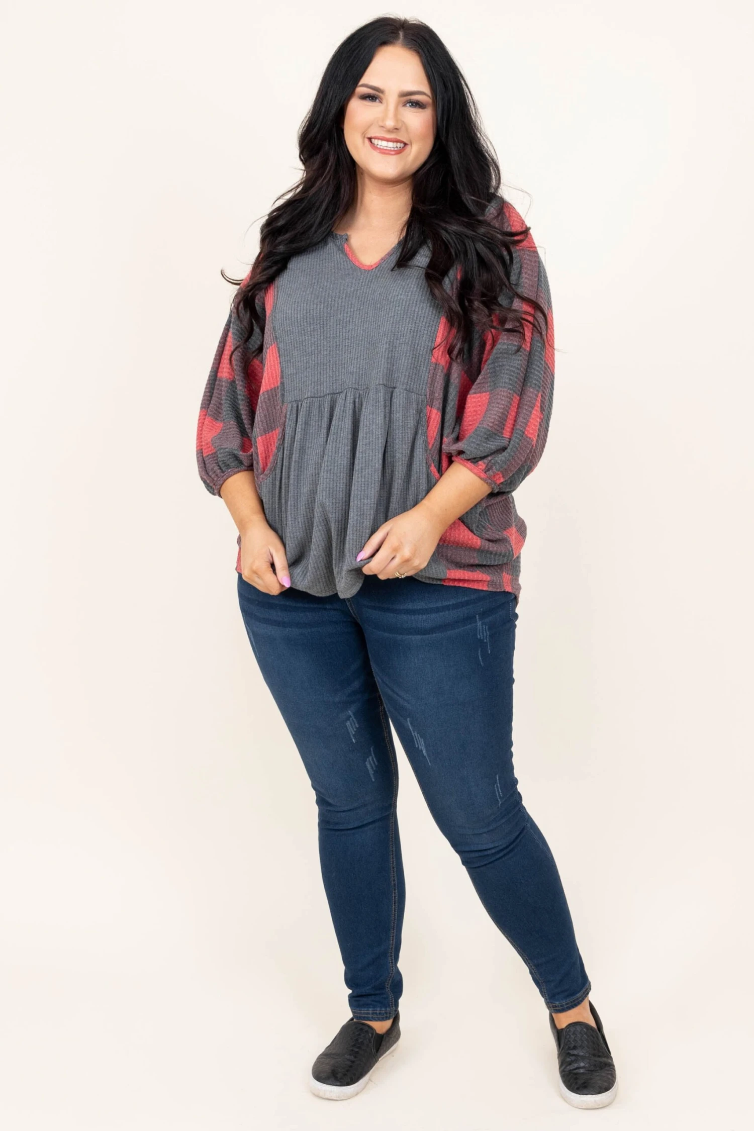 Finding Beauty Top, Red 3 Finding Beauty Top, Red - Image 3