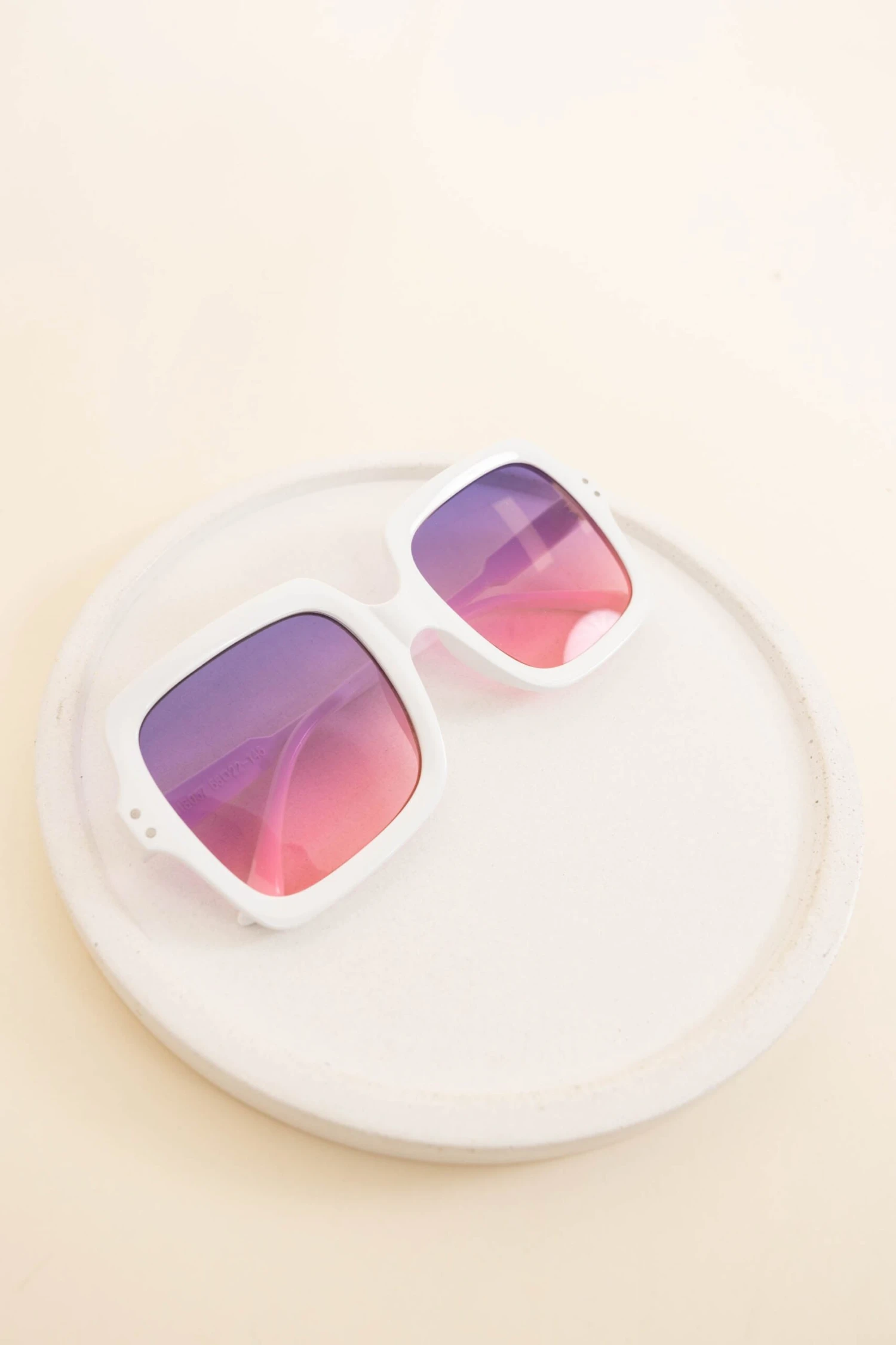 Book On The Beach Sunglasses, White 3 Book On The Beach Sunglasses, White - Image 3