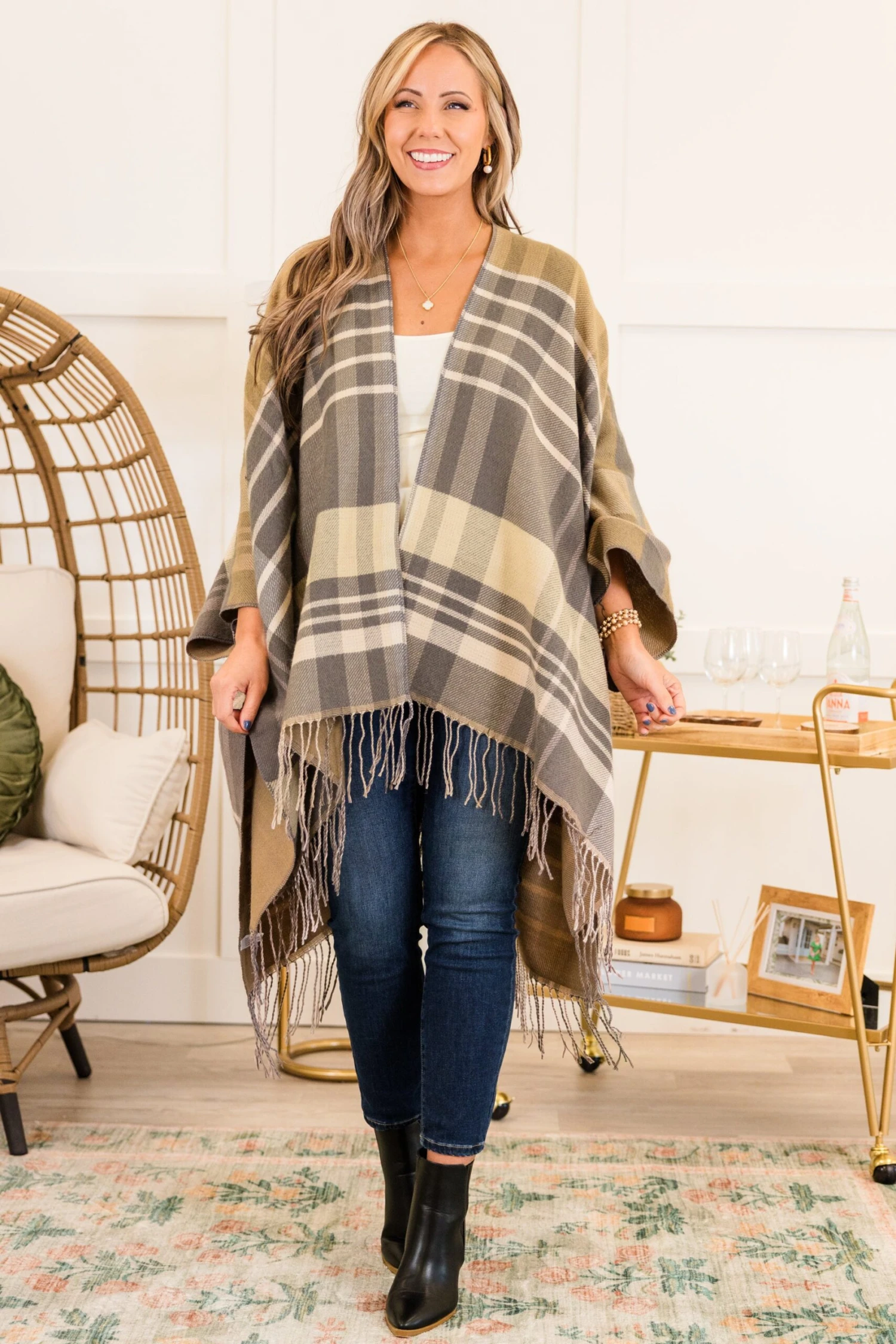 Woolen Whisper Poncho, Gray 4 Woolen Whisper Poncho, Gray - Image 4